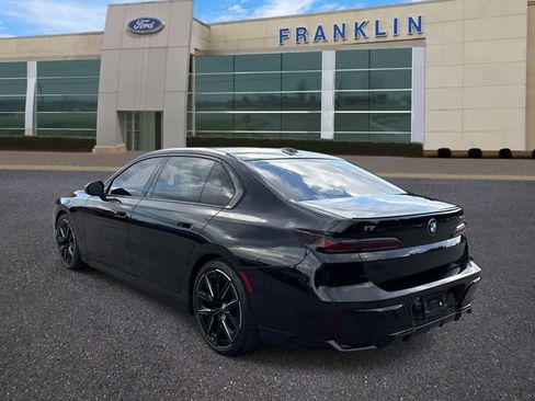 Used 2024 BMW i7 eDrive50 w/ M Sport Package RWD image 5