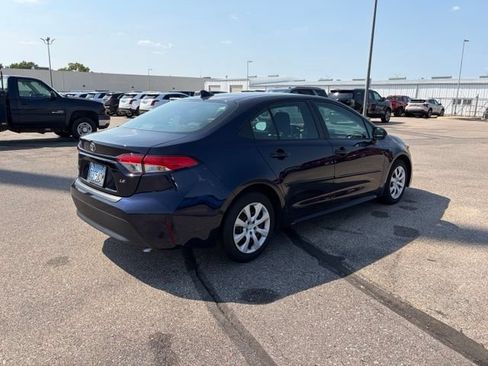 Used 2024 Toyota Corolla LE FWD image 7