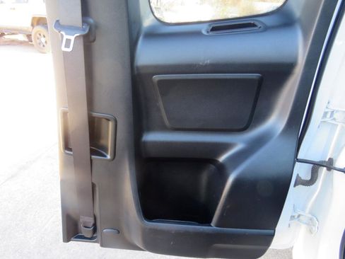 Used 2022 Toyota Tacoma SR AWD/4WD image 26