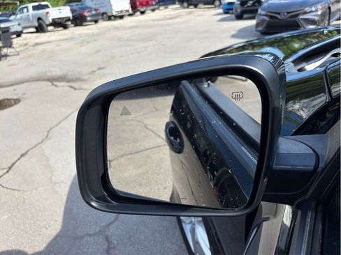 Used 2022 Dodge Durango GT AWD/4WD image 17