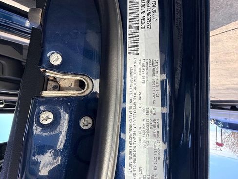 Used 2022 RAM 2500 Laramie w/ Night Edition image 38