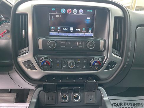 Used 2018 GMC Sierra 1500 SLT w/ SLT Premium Package image 24