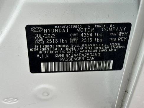 Used 2023 Hyundai Sonata SEL w/ Preferred Accessory Package image 29