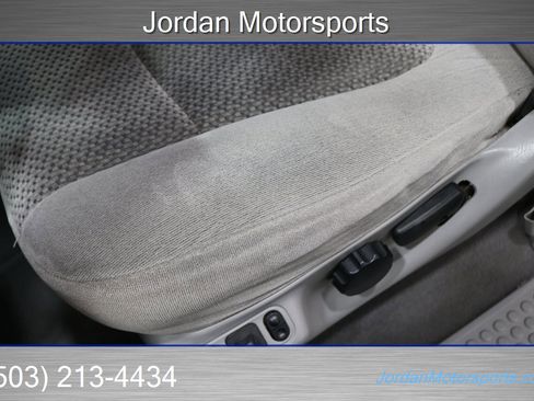 Used 2001 Ford F350 XLT image 72