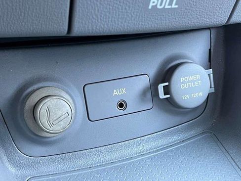 Used 2008 Hyundai Elantra SE image 32