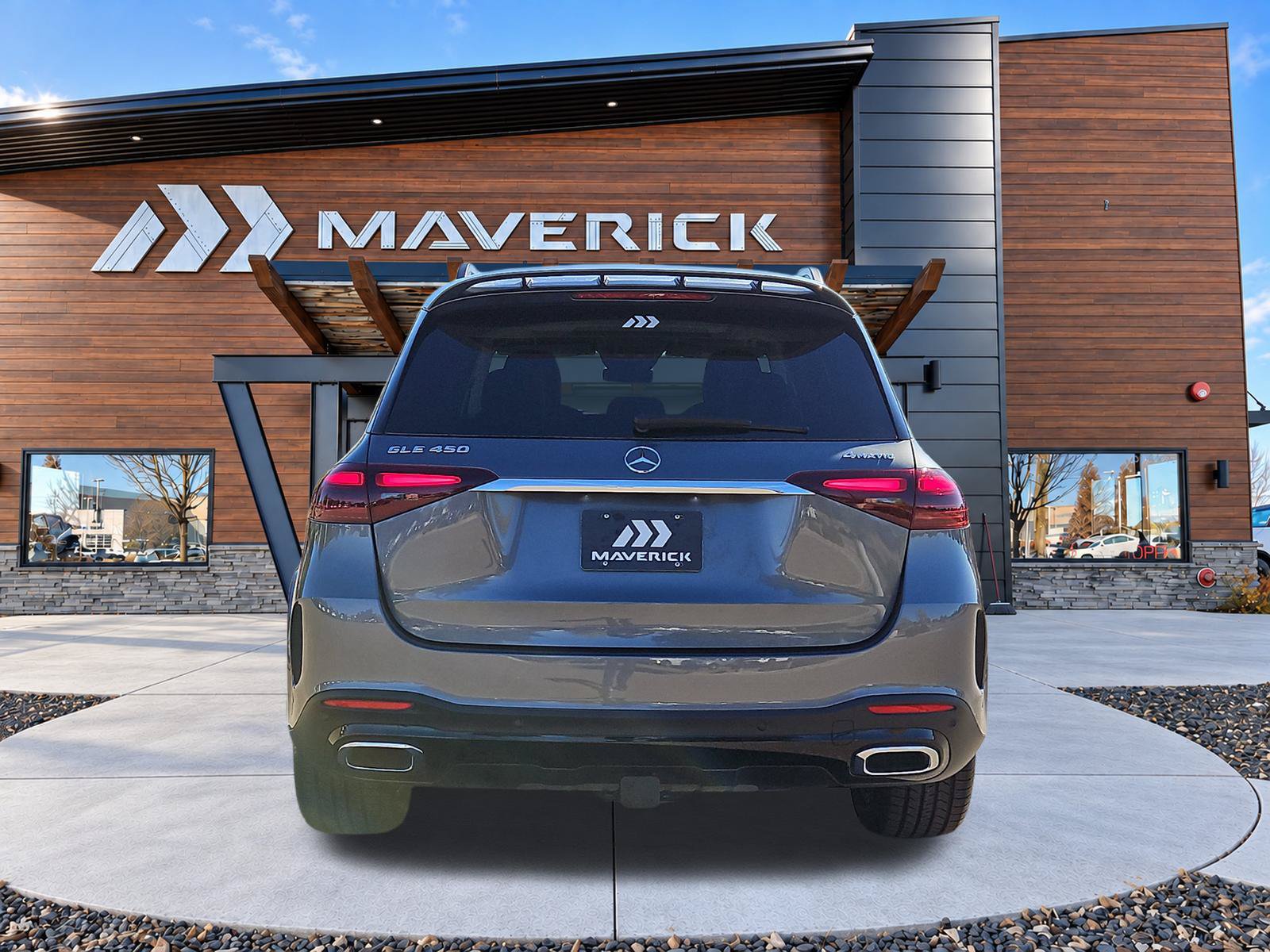 Used 2024 Mercedes-Benz GLE 450 4MATIC image 5