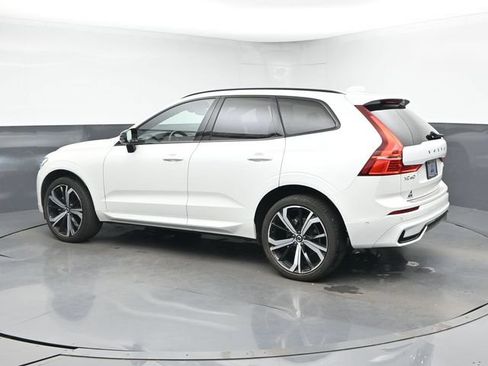 Used 2024 Volvo XC60 B5 Ultimate w/ Protection Package Premier AWD/4WD image 6