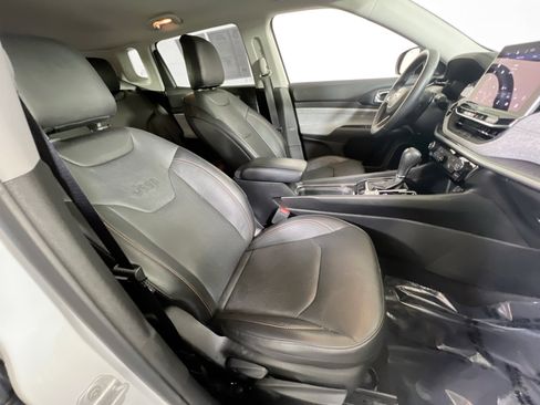 Used 2022 Jeep Compass Latitude AWD/4WD image 26