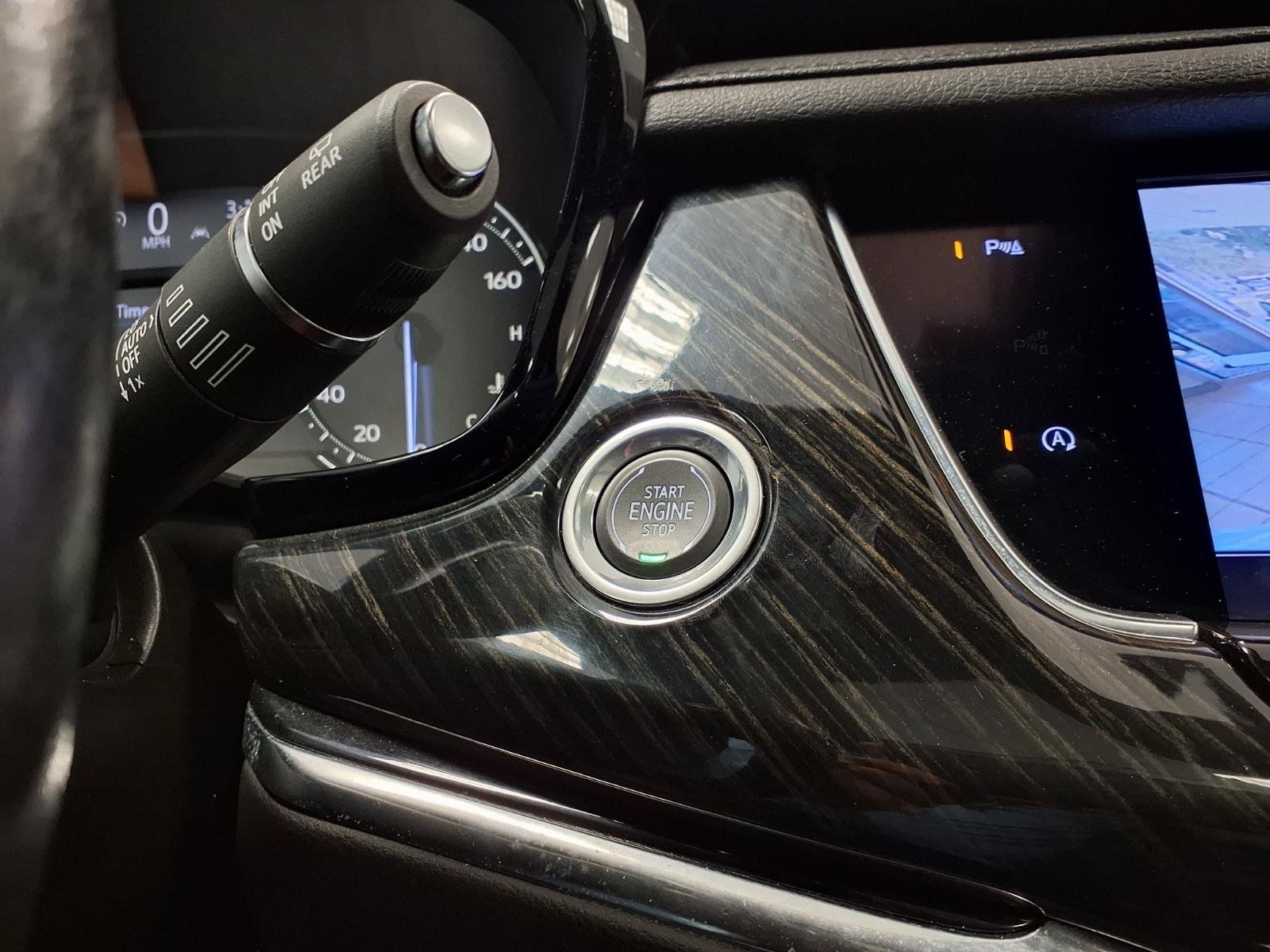 Used 2020 Cadillac XT6 Premium Luxury FWD image 27