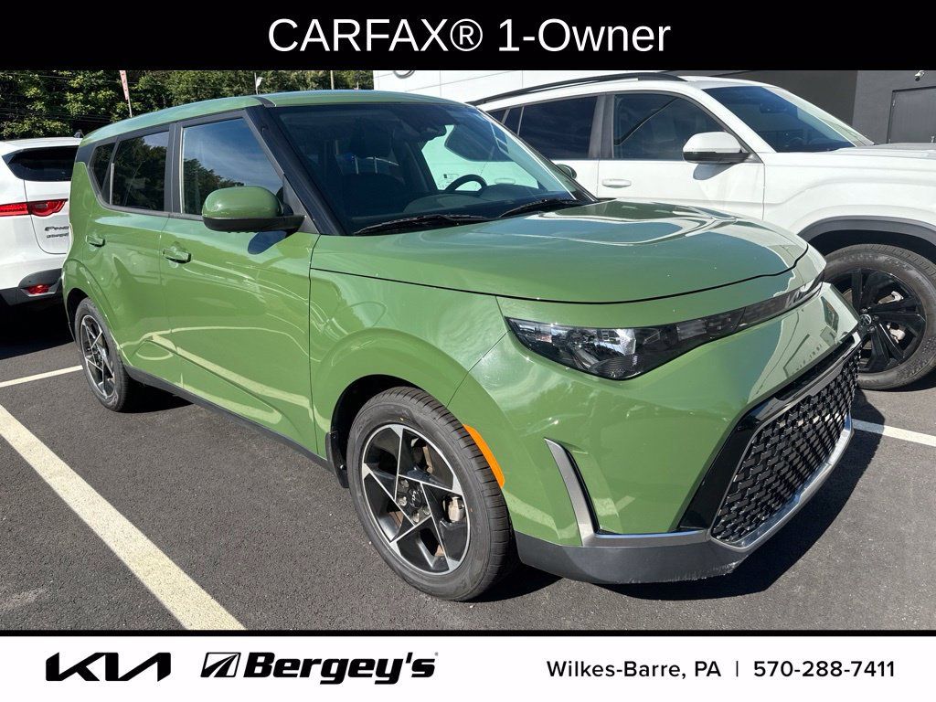 Certified 2023 Kia Soul EX FWD image 3