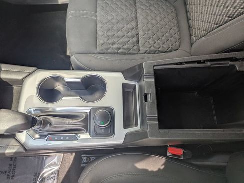 Used 2022 Chevrolet Blazer LT FWD image 22
