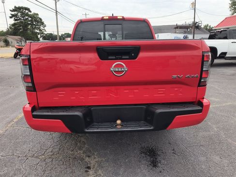 Used 2022 Nissan Frontier SV AWD/4WD image 4