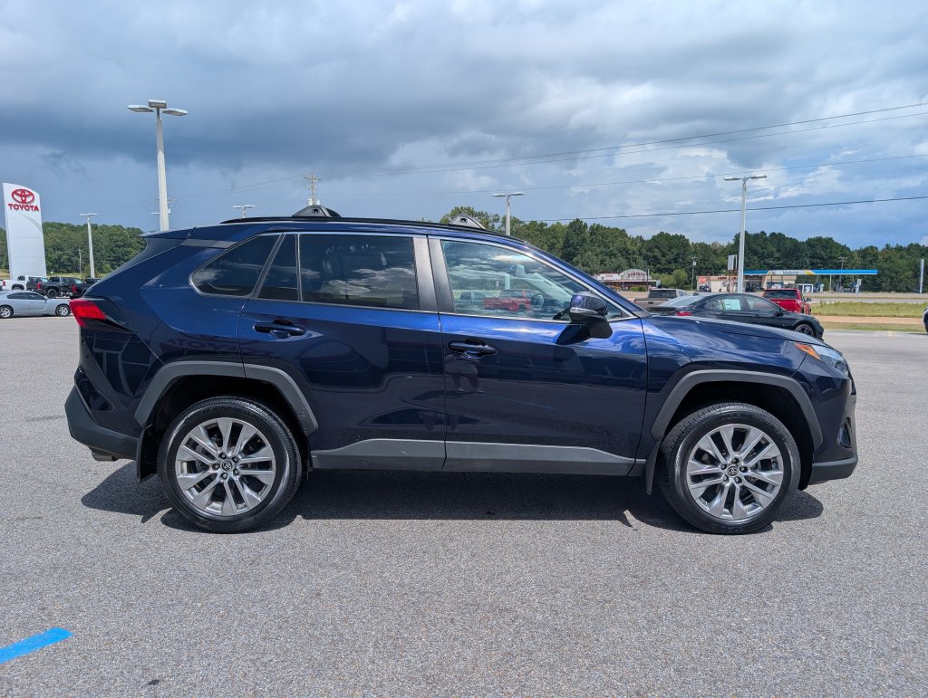 Used 2024 Toyota RAV4 XLE Premium FWD image 6