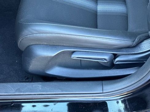 Certified 2025 Honda Civic Sport image 4