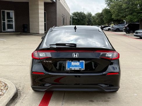 Used 2024 Honda Civic EX-L image 4