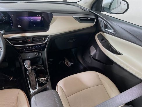 Used 2024 Buick Encore GX Avenir image 21