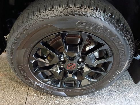 Used 2025 Nissan Armada PRO-4X AWD/4WD image 27