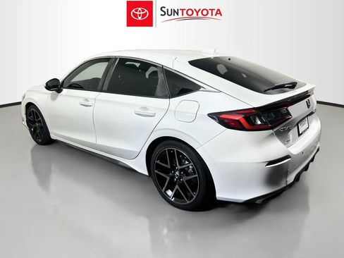 Used 2022 Honda Civic Sport Touring image 6