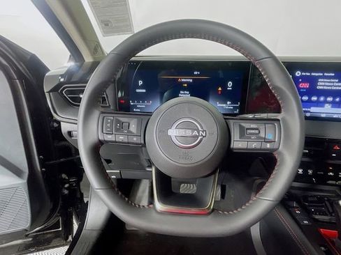New 2026 Nissan Kicks SR FWD image 8