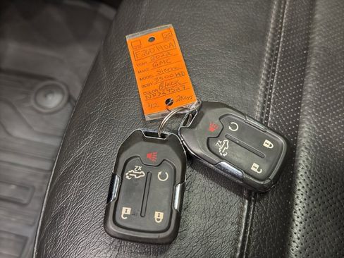 Used 2022 GMC Sierra 3500 Denali w/ Denali Ultimate Package image 49