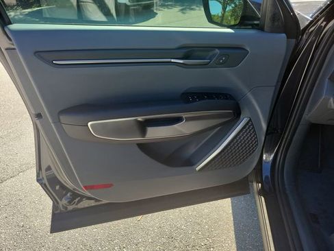 Certified 2026 Kia EV9 Light image 19