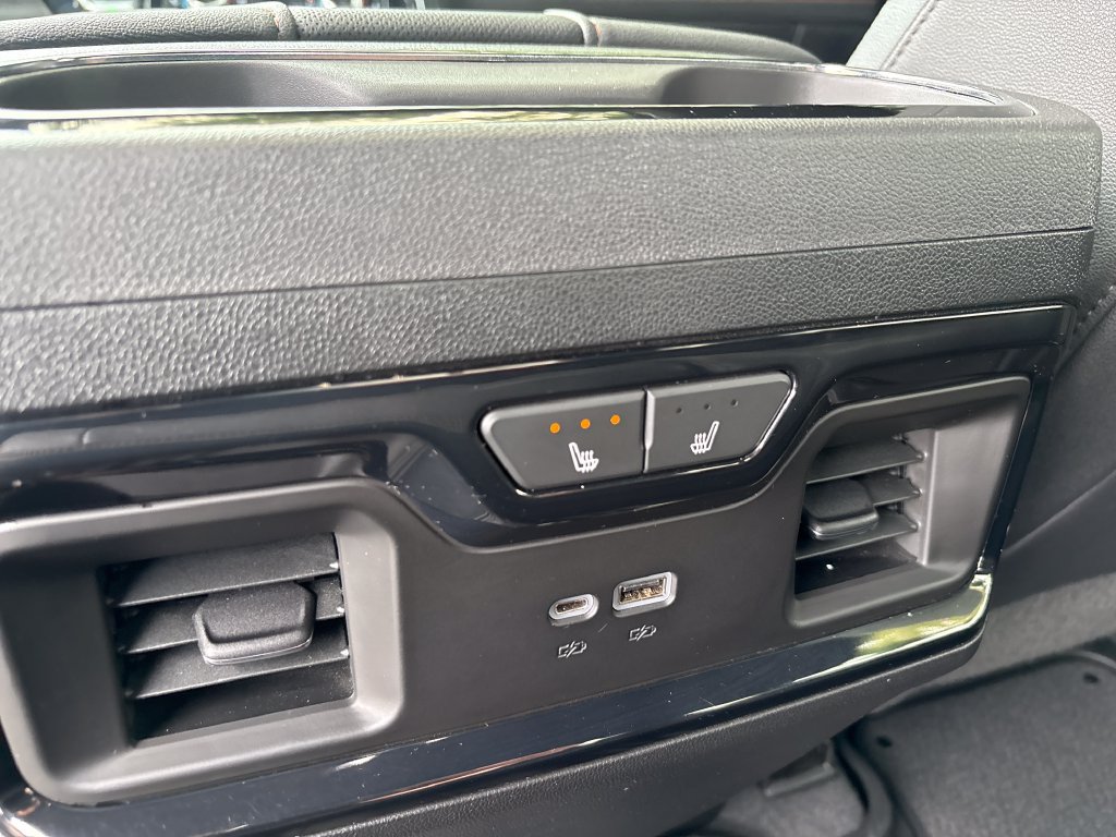 Certified 2024 GMC Sierra 1500 AT4 w/ Technology Package AWD/4WD image 53