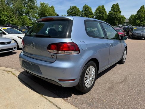Used 2012 Volkswagen Golf 2-Door FWD image 7