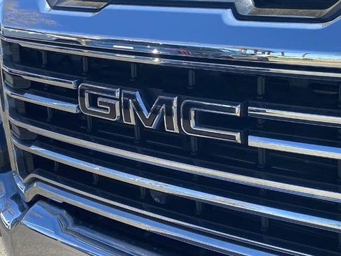 Used 2021 GMC Sierra 2500 SLT w/ SLT Premium Package image 26