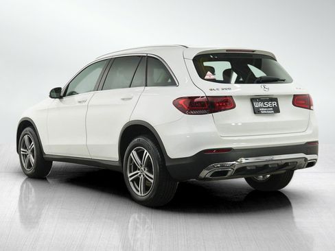 Used 2020 Mercedes-Benz GLC 300 4MATIC image 3