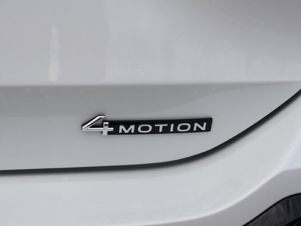 New 2026 Volkswagen Tiguan SE R-Line AWD/4WD image 36