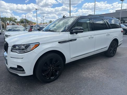 Used 2022 Lincoln Navigator L Black Label AWD/4WD image 5