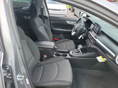 Used 2023 Kia Forte LXS image 20