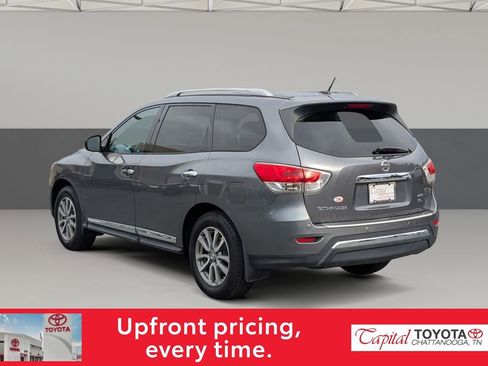 Used 2016 Nissan Pathfinder SL image 7