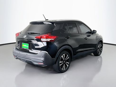 Used 2020 Nissan Kicks SV FWD image 10