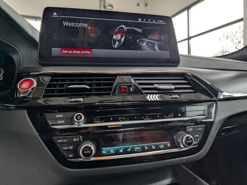 Certified 2023 BMW M5 w/ Competition Package image 27