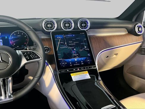 New 2026 Mercedes-Benz GLC 300 4MATIC image 8