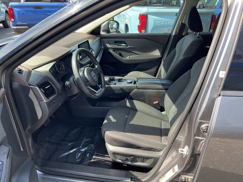 Used 2021 Nissan Rogue SV AWD/4WD image 11