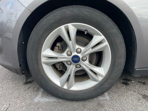 Used 2014 Ford Focus SE image 48