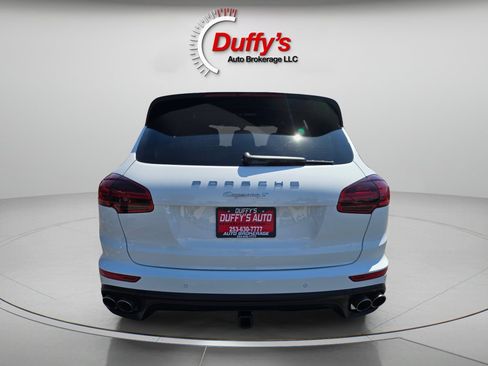 Used 2018 Porsche Cayenne S AWD/4WD image 20