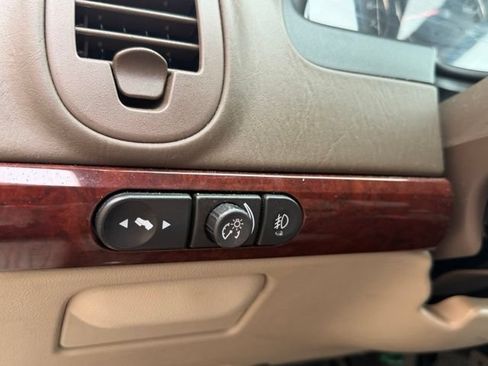Used 2007 Chevrolet Malibu LT FWD image 50