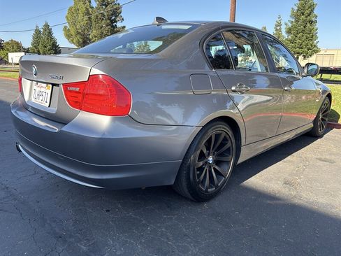 Used 2011 BMW 328i Sedan RWD image 11