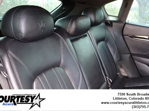 Used 2020 Maserati Levante S image 29