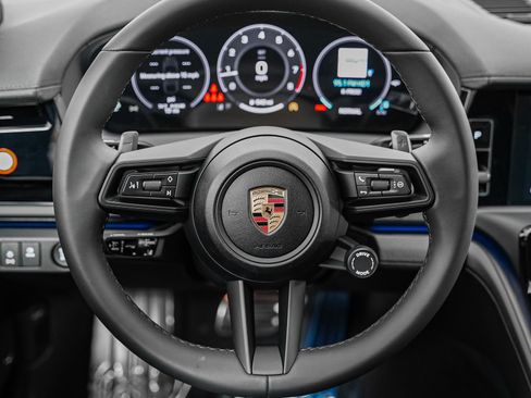 New 2026 Porsche Panamera 4 AWD/4WD image 18