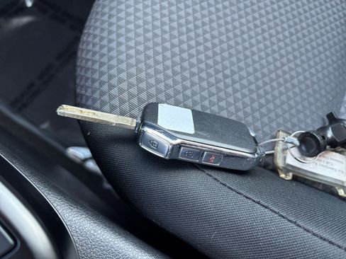 Used 2025 Kia Soul LX w/ LX Technology Package image 22