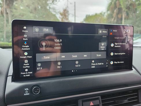 New 2026 Honda Pilot Sport image 17