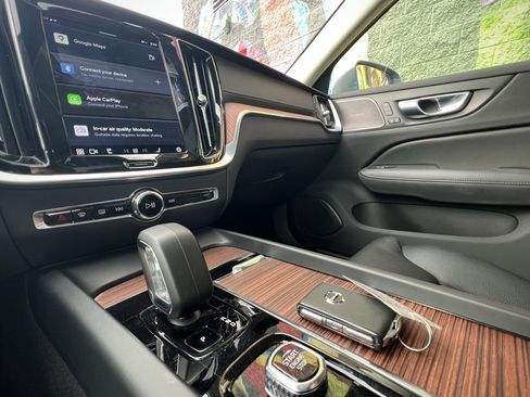 Used 2023 Volvo S60 B5 Ultimate image 66