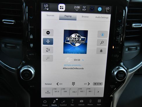 Used 2024 RAM 2500 Laramie image 28