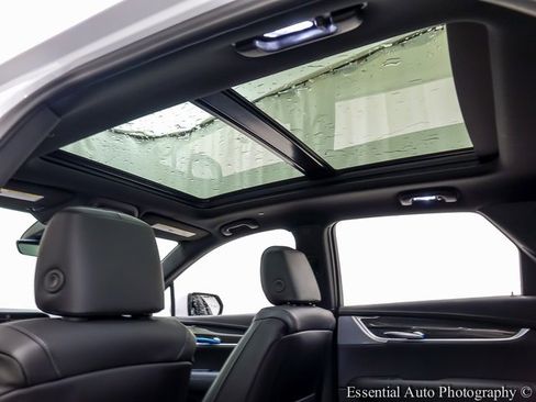 New 2025 Cadillac XT5 Sportv w/ Technology Package image 10