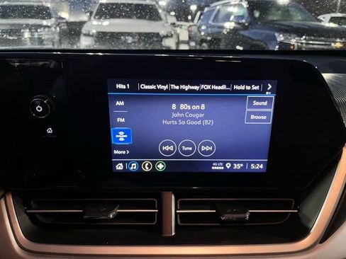 Used 2024 Chevrolet Trax RS w/ Driver Confidence Package image 30