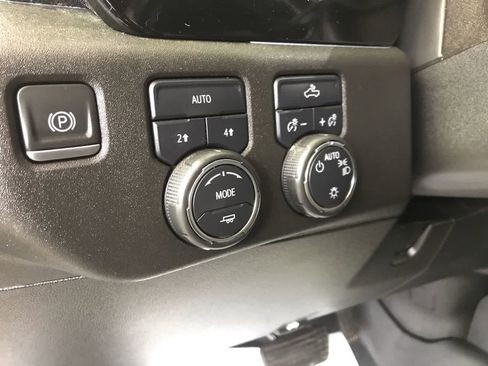 Used 2022 Chevrolet Silverado 1500 LT image 7